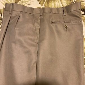 Perry Ellis Portfolio cuffed pleated pants 38 x 32